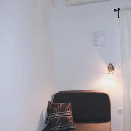 Πανσιόν Solta - Overlooking The Bay Rogač