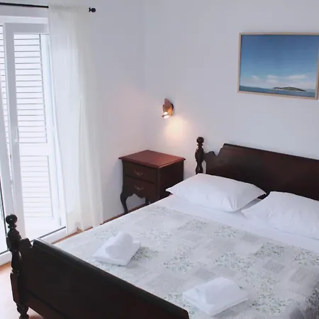 Πανσιόν Solta - Overlooking The Bay