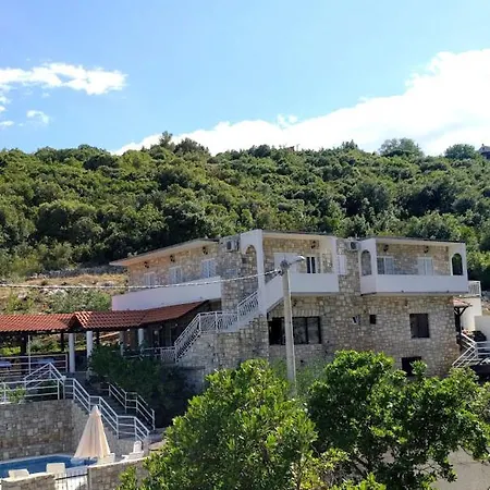 Πανσιόν Solta - Overlooking The Bay Rogač