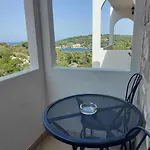 Solta - Overlooking The Bay Rogac