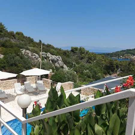 Casa de hóspedes Solta - Overlooking The Bay