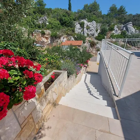 Solta Guest house