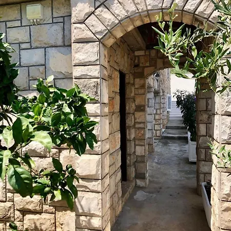 Solta - Overlooking The Bay 3*