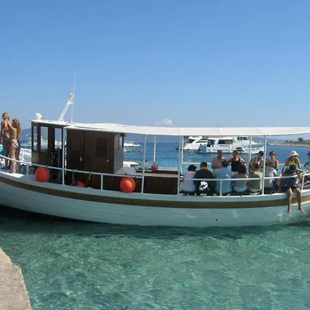 Guest house Solta Rogac