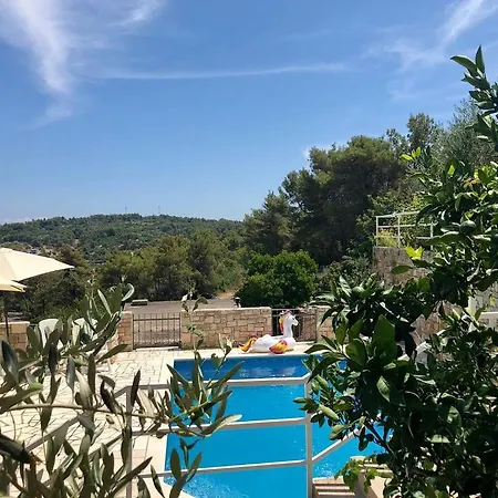Guest house Solta 3*