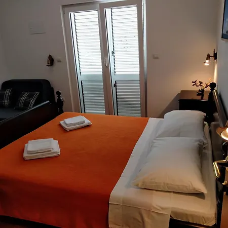 Guest house Solta