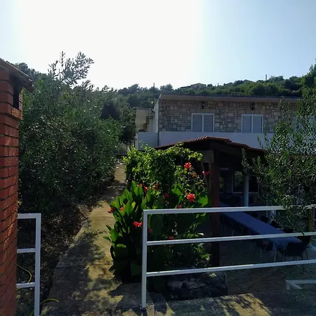 Solta - Overlooking The Bay Casa de hóspedes