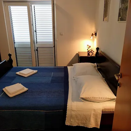 Solta Guest house Rogac