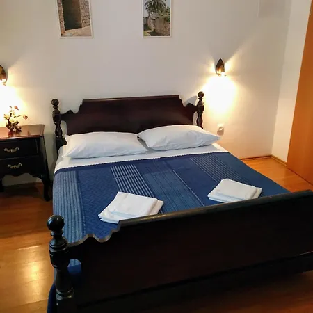 Solta Guest house