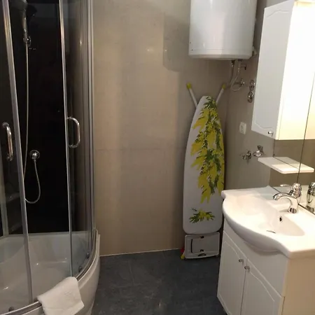 Casa de hóspedes Solta - Overlooking The Bay 3*