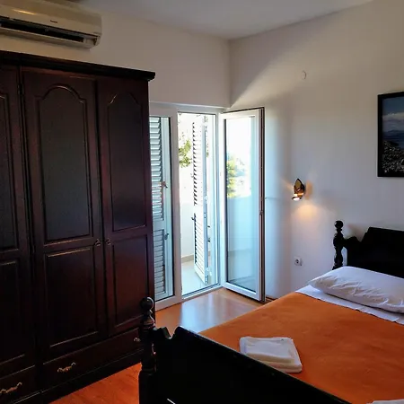 Solta Guest house Rogac