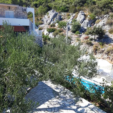 Solta - Overlooking The Bay Konukevi Rogač